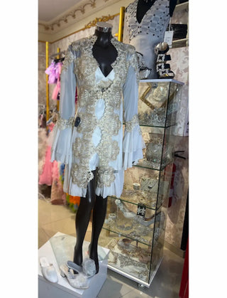 BATA DE NOVIA BLANCA Y DORADA REF. 1552