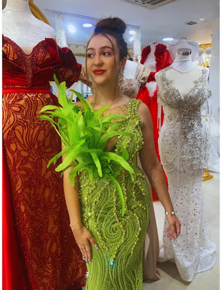 VESTIDO ALTA COSTURA VERDE PLUMAS REF. 1803