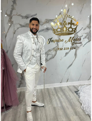 Traje ceremonia blanco plata brocado Ref. 529