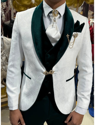 TRAJE BLANCO Y VERDE REF. 2042