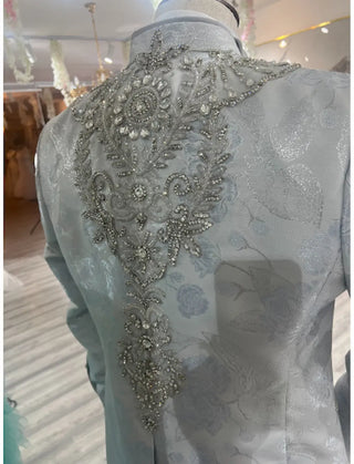 TAJE GRIS PLATA CON PEDRERIA COLECCION VICCTORIO TRIGUERO REF. 1835