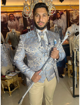 TRAJE BEIG ESTAMPADO AZUL REF. 1542