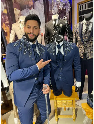TRAJE AZUL NOCHE CON PEDRERIA REF 1276 Impulso modas
