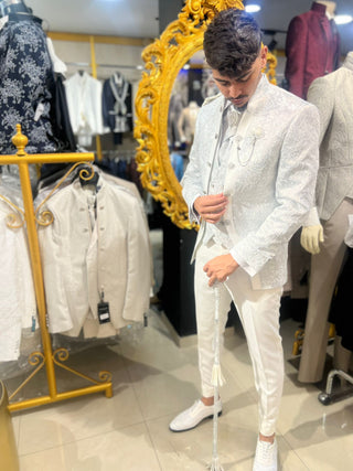 Traje ceremonia blanco plata brocado Ref. 529